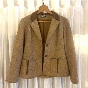Adorable Vintage Brown Women's Blazer